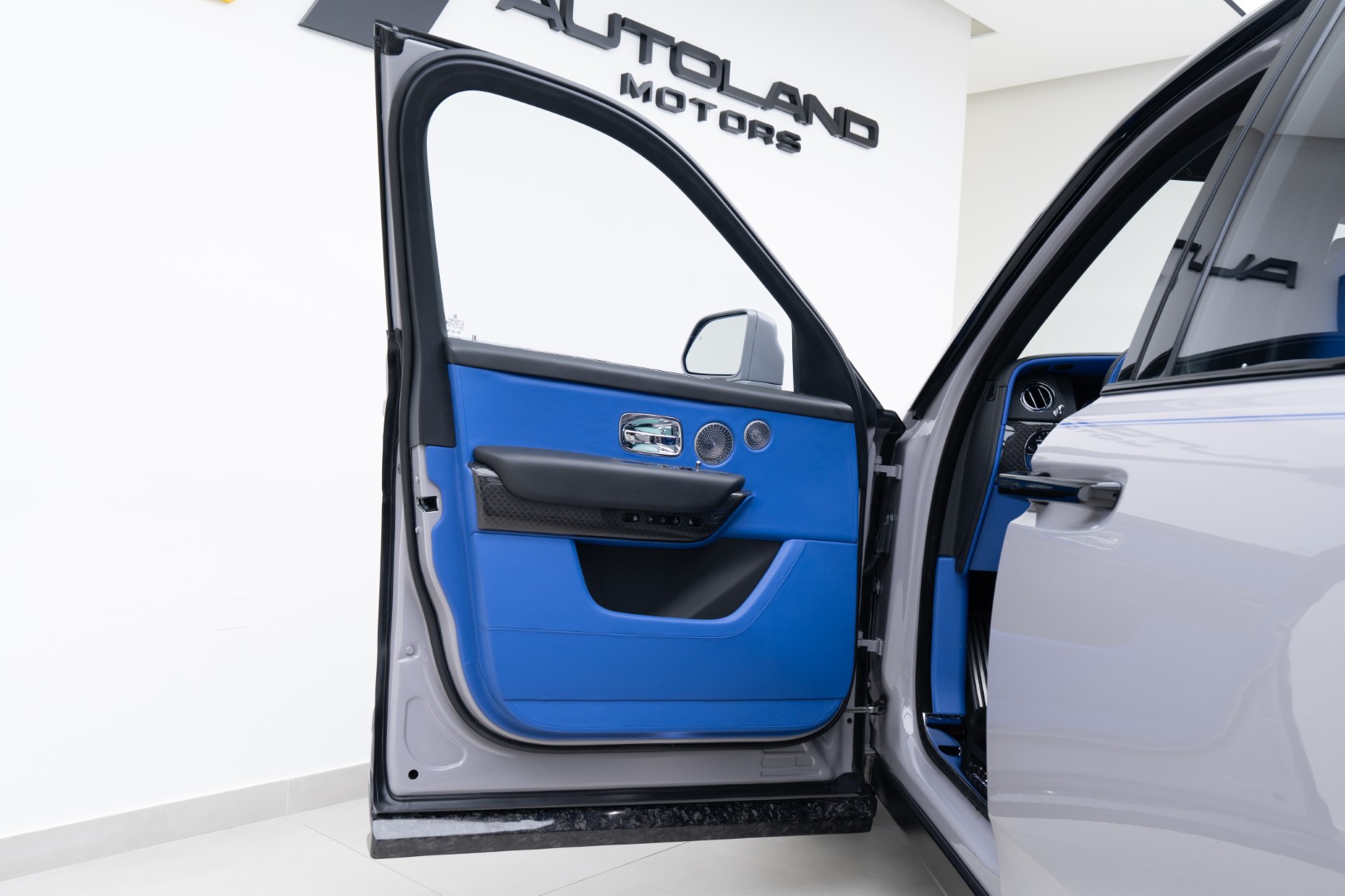 2020 ROLLS ROYCE CULLINAN BY MANSORY | GCC | | FULL CARBON